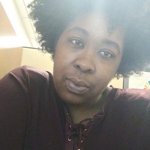 Meet your Posher, Jocelyn